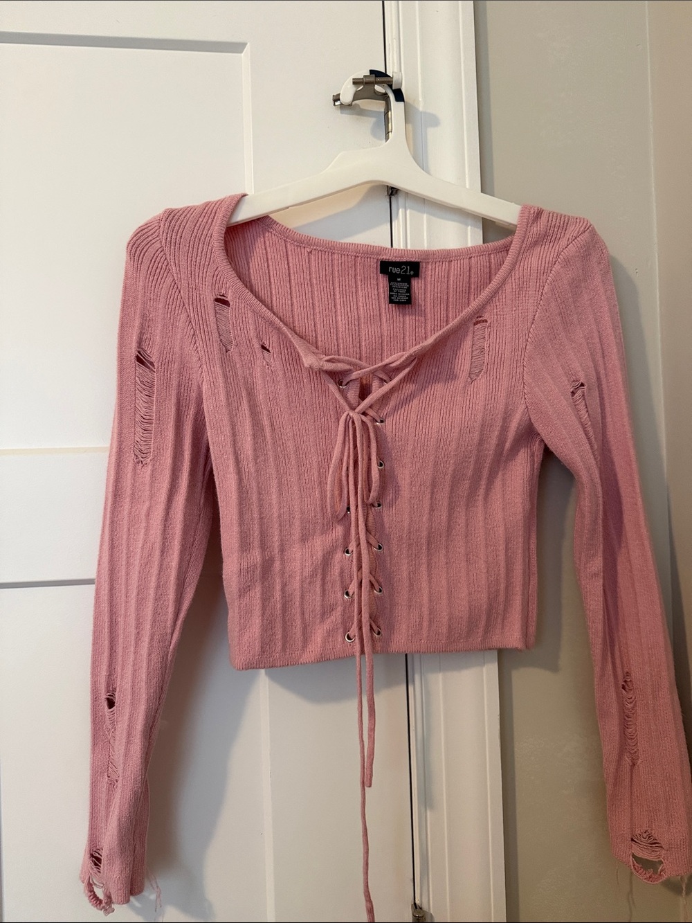 Rue21 Dusty Pink Ribbed Lace-Up Long Sleeve Crop Top